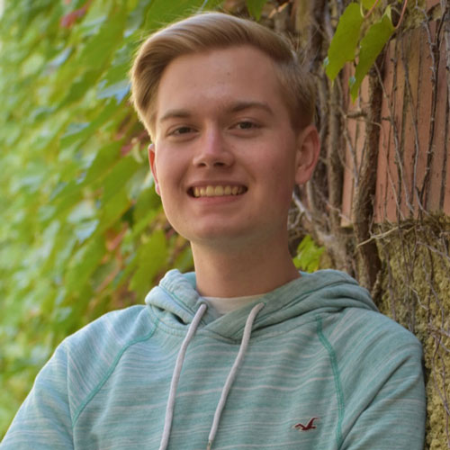 Portrait of Daniel Roelofs, owner of Designs With Daniel